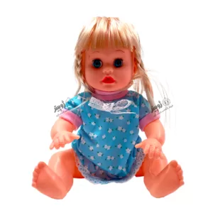 عروسک کودک با وسایل نگهداری